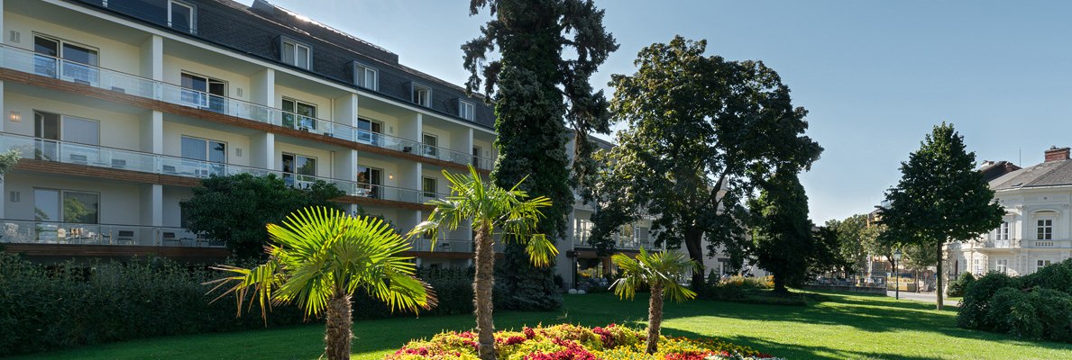 Hotel At the Park Hotel At the Park