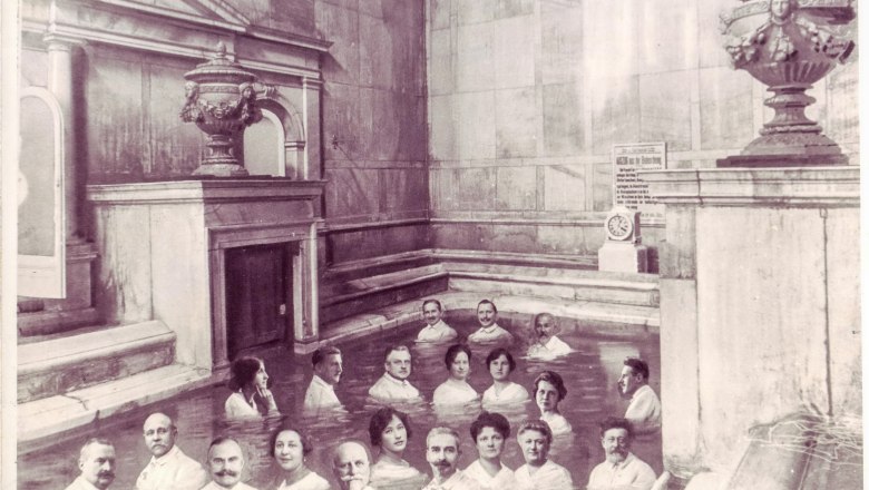 Frauenbad - Badende, © Stadtarchiv Baden - Rollettmuseum Frauenbad - Badende, © Stadtarchiv Baden - Rollettmuseum