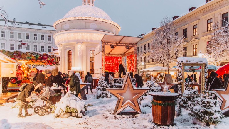 Advent in Baden - Josefsplatz, &copy; Teresa Wagenhofer