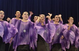 Ave Verum, &copy; Robert T&ouml;r&ouml;k