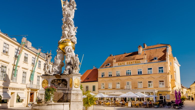 Cafe Central on Baden's main square, &copy; Wolfgang Spekner
