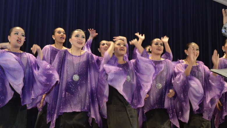 Ave Verum, &copy; Robert T&ouml;r&ouml;k