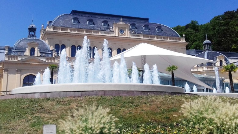 Bathing, &copy; Gottfried Steiner